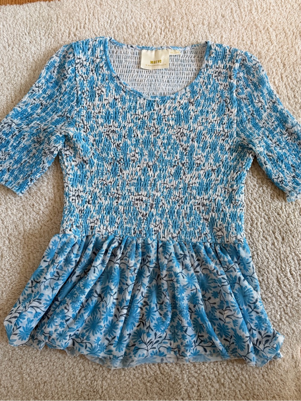 Maeve by Anthropologie Blue White Floral Smocked Peplum Top